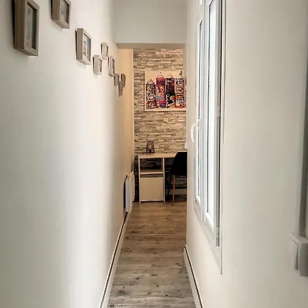 Apartment Street